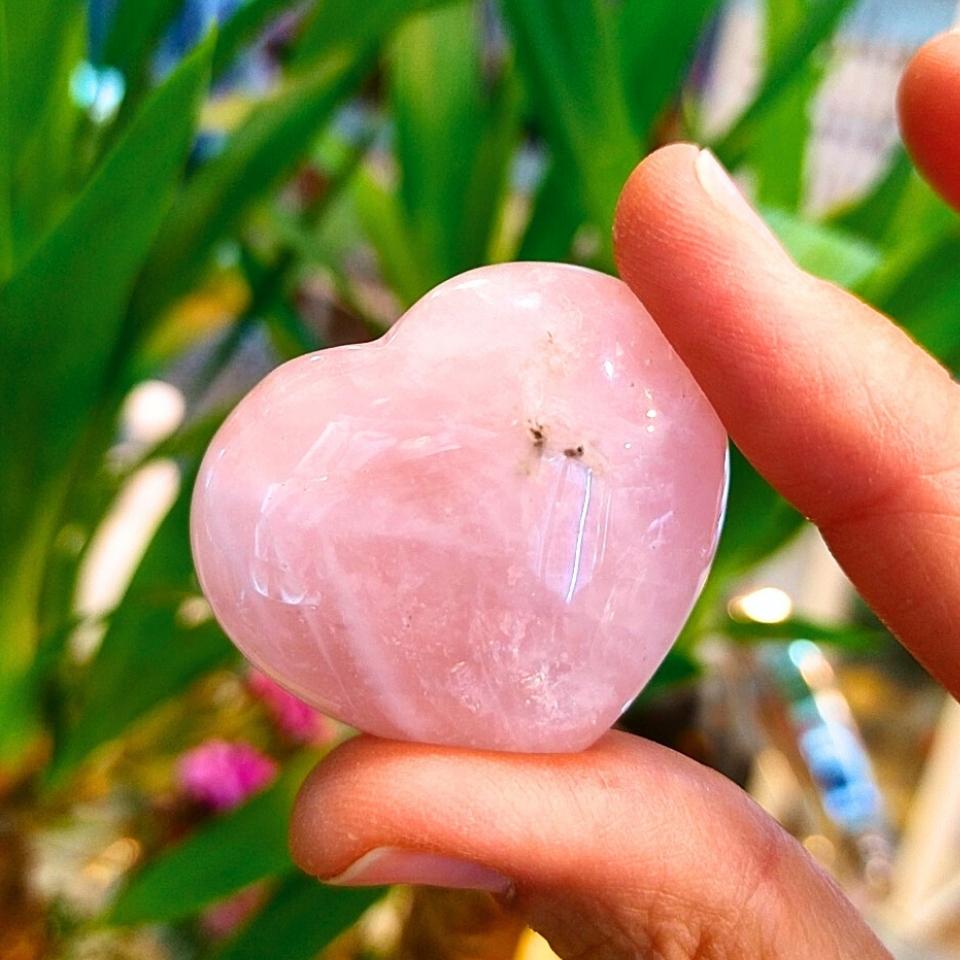 pembe kuvars taşı kalp obje