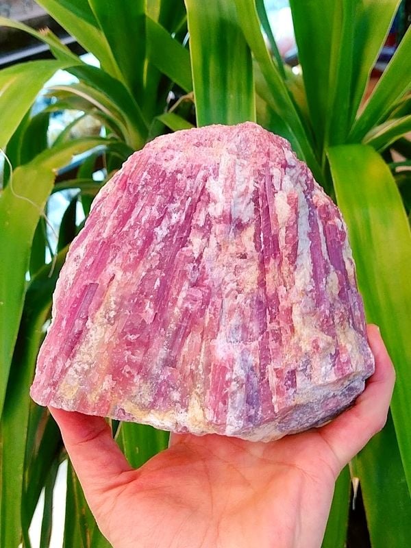 Pembe Turmalin Doğaltaş Kütle Mineral