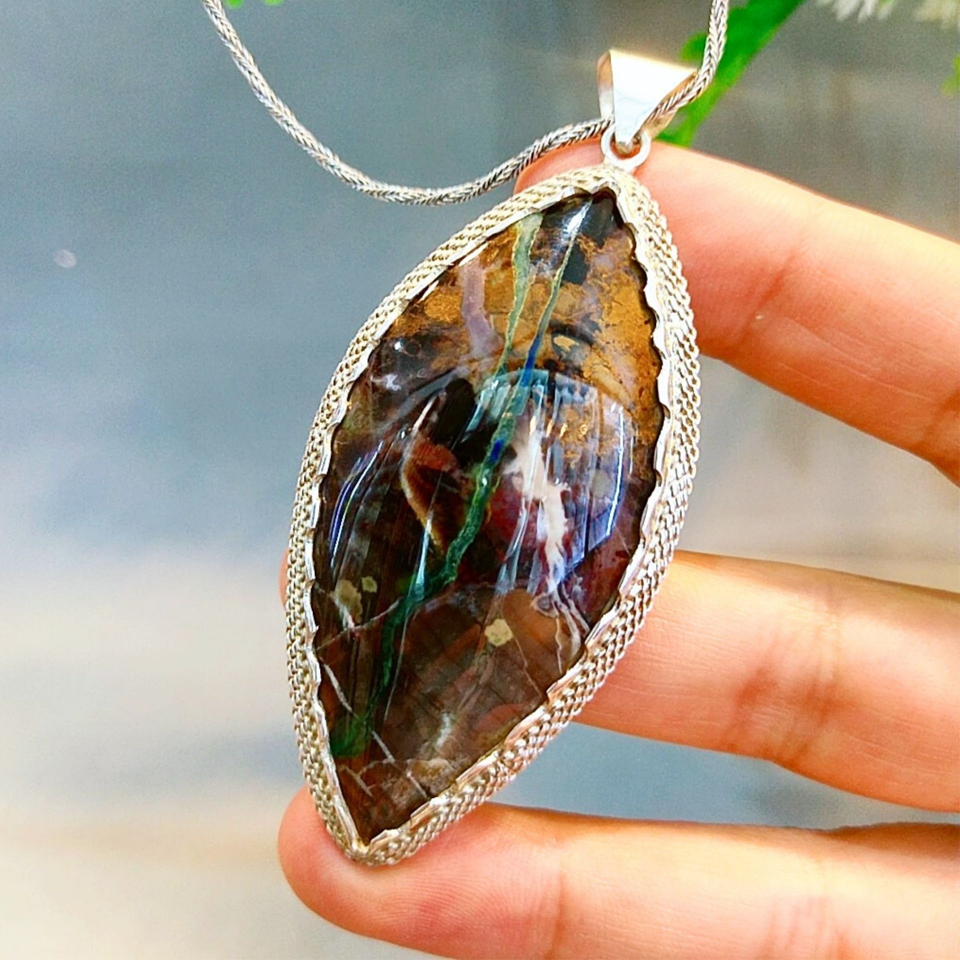 ağaç opal özel tasarım doğal taş kolye